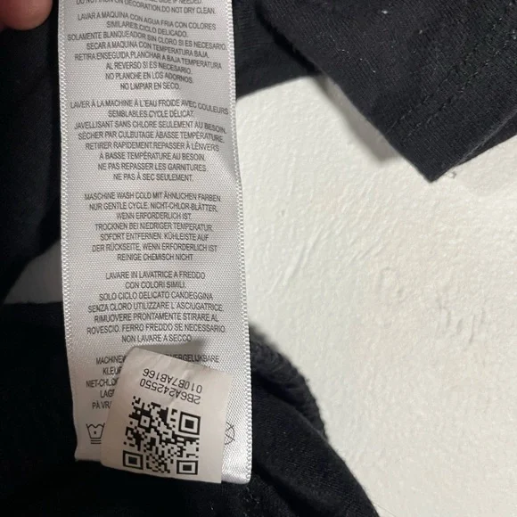 Fila Black Short Sleeve Tee with Logo - Picture 9 of 9